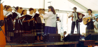 Coro abruzzo at Woodoford Folk Festival